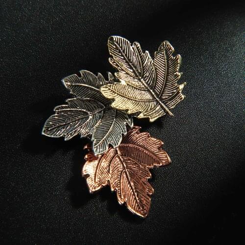 1pc Brooch Vintage Pin Maple Leaf Brooch Lapel Pin Exquisite Collar For Women Dance Party Accessories