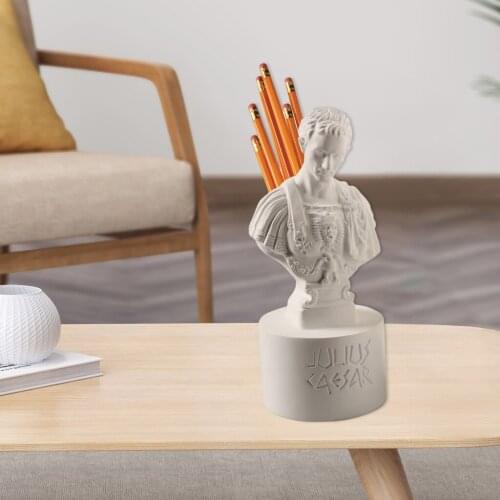 Resin Julius Caesar Sculpture Pen Holder Stationery Organizer Desk Organizer for Home Office Room Desktop Decor Supplies Gift