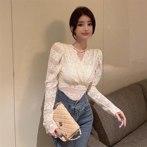 Lace Blouse women Spring 2021 new French sexy v-neck long-sleeved bottoming shirt lace blouse womens clothing