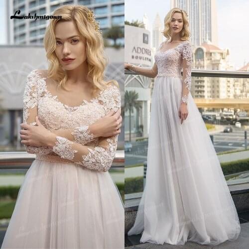 Elegant Long Sleeve Wedding Dress Lace Appliques Princess Bride Gowns Beach Wedding Gown Robes De Mariée Bridal To Be 2021