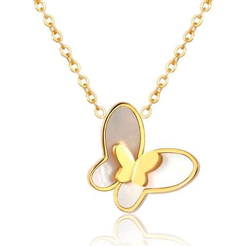 Cute Butterfly Pendant Necklace for Women Cocktail Party Statement Necklace Steet Style Korean Fashion Necklace Jewelry Gifts