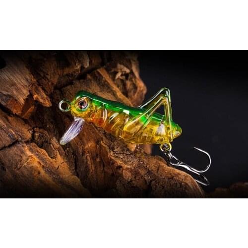 1pcs / lot 4.5cm 3g Grasshopper insect Fishing Lures Flying Wobbler Lure hard bait Lifelike Artificial bait Bass Swimbait pesca