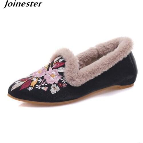Retro Women Winter Shoe Woman Embroider Casual Pumps Pointed Toe Ladies Shoes Slip-on Loafers Short Plush Edge Female Slingbacks