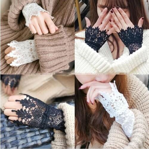 Women Sweet Hollow Out Crochet Lace Wrist Cuffs Stretch False Fake Sleeves Solid Color Vintage Decorative Bracelet