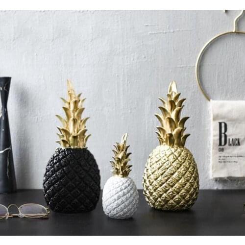 Home Decoration Room Accessory Nordic Modern Pineapple Ornaments Synthetic Resin Individual Metal Finishes Living Room Desktop