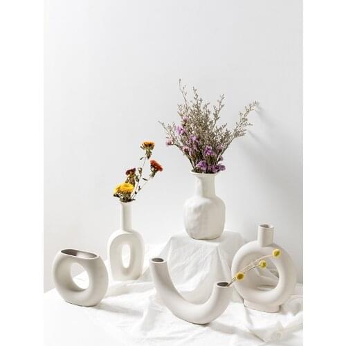 Creative Nordic style White ceramic vase Home living room decoration Art flower arrangement Decorative vase decoration