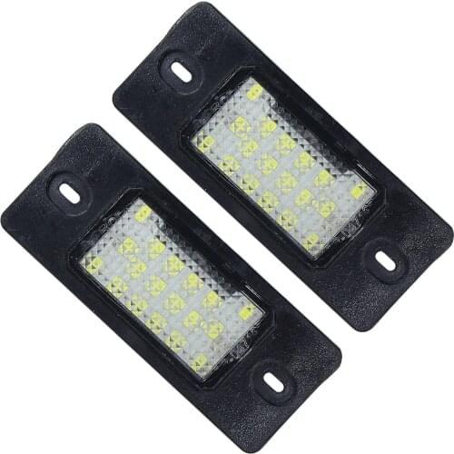 LED CANBUS Number License Plate Lights For VW Volkswagen Touareg (with space-saving spare wheel) Tiguan VW Golf 5 5D Touring 12V