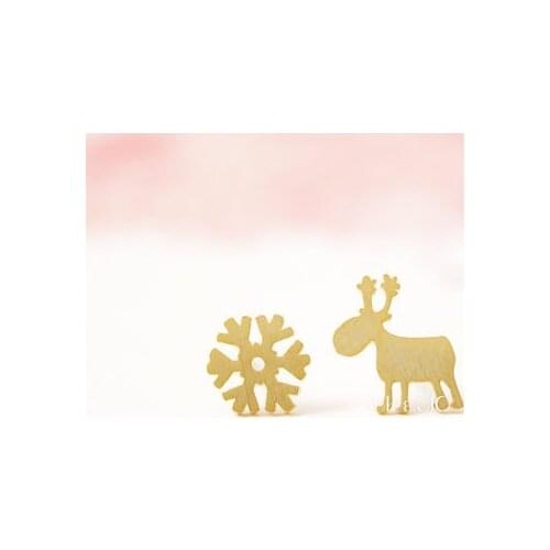 Classic Deer and Snowflake Combination of Stud Earrings Winter series Environmental Protection Material