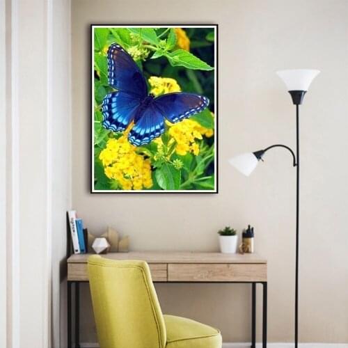 KAMY YI Animals Butterflies Flowers Diamond Painting Cross Stitch 5D Diy Full Diamond Embroidered Mosaic Art Home Decoration