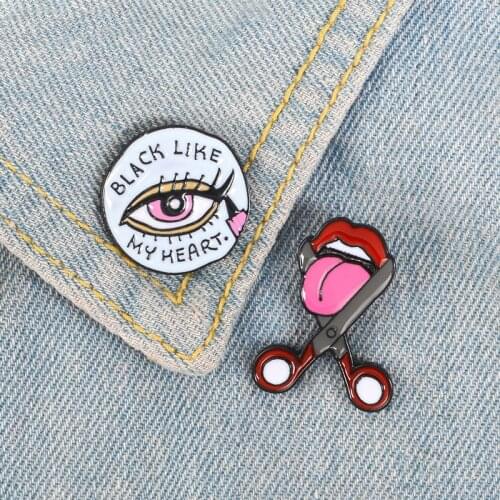 Eyeliner Cut Tongue Enamel Pin Black Like My Heart Badge Brooch Lapel Pin Denim Jeans Fun Jewelry Gift for Girl Friend Wholesale