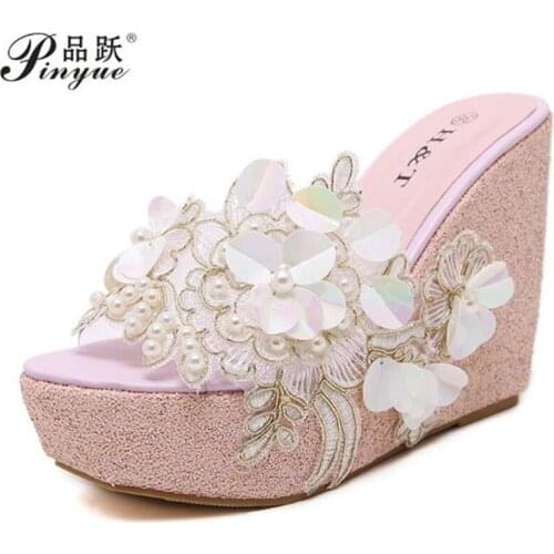 Summer sandals Beaded flowers platform wedges women slippers fashion flip flops hot bohemian national style women sandals