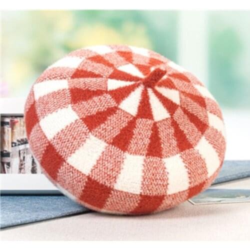 Winter hat women beret hat wool warm striped plaid painter hat wild British retro new pumpkin hat adjustable hat
