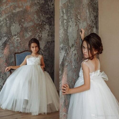 Cheap White Lace Flower Girl Dress Cute Appliqued Open Back Princess Girl Birthday Party Gown Girl Formal Wedding Dresses