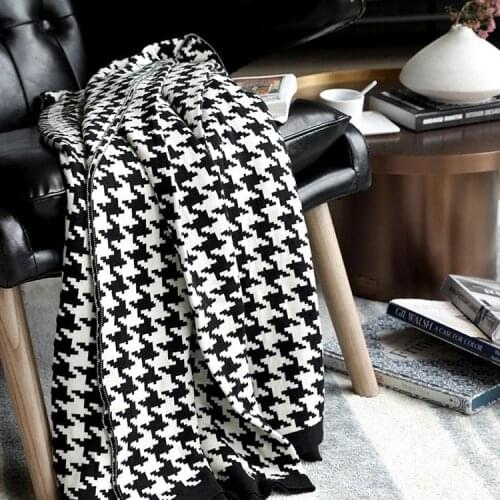 Croker Horse Nordic Swallow Gird Blanket Nap Office Bedroom Car and Sofa Cover 100% Cotton Knitted Leisure Blanket Soft and Warm