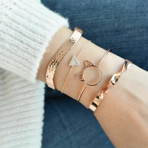 Popular jewelry with alloy crystal fashion personality cat ears womens bracelet combination women four-piece wholesale