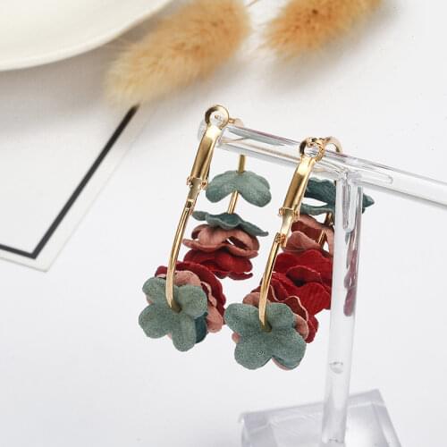 Korean Style Flower Earrings for Girl Women Rond Circle Hoop Earrings 2018 Statement Colorful Petal Circle Big Fancy Jewelry