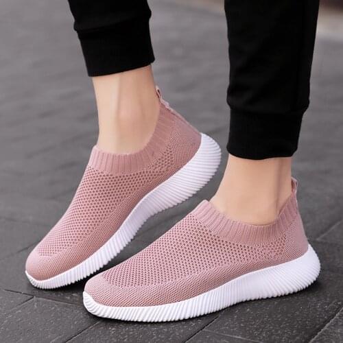 Summer Flats Women White Sneakers Slip on Shoes for Women Knitting Flats Breathable Casual Shoes Ladies Zapatos Mujer 2019