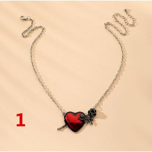 Ins Punk Hip-hop Rock Antique Rose Flower Red Heart Crescent Moon Pendant Choker Necklace Korean Fashion Women Party Jewelry