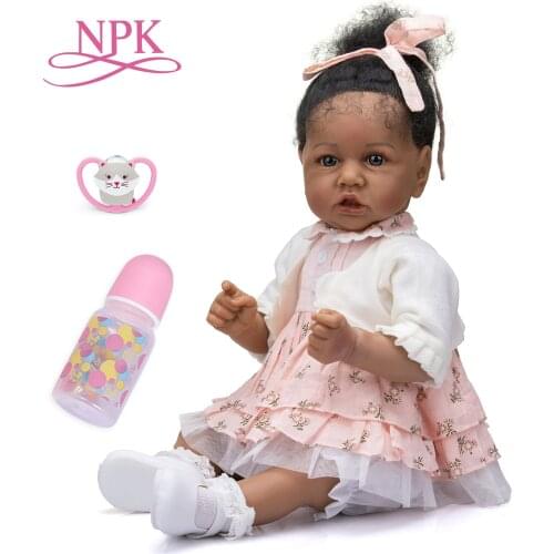 NPK 56CM Saskia in Dark Brown Skin Color Soft Body Reborn Toddler African American Cuddly Baby Girl Doll Hand-rooted hair