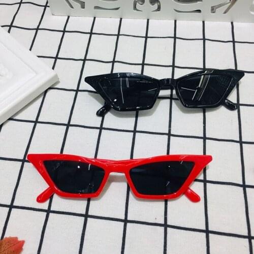 Sunglasses Women Small Frame Vintage Cat Eye UV400 Sun Shades Glasses Street Eyewear Trending Sunglasses Wholesale