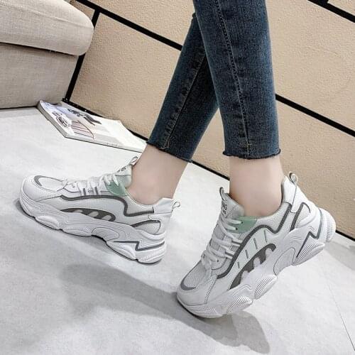 2020 Spring and Autumn Breathable comfortable womens shoes fashion versatile Dad shoes platform leisure sports shoes X581
