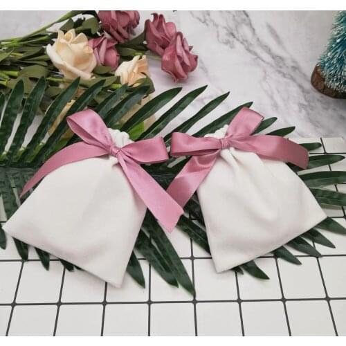 Unique creamy white flannel Wedding Birthday Bridal Baby shower event party favors bags Jewelry Lipstick storage Candy Bag