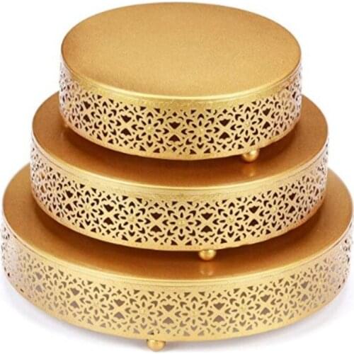 European Iron Golden Wedding Dessert Tray Round Cake Stand Candy Display Plate for Birthday Party Kitchen Cupcake Pan Props
