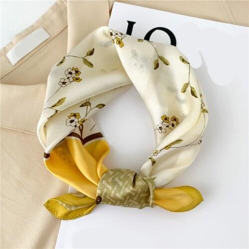 New Pure Silk Scarf Fashion Lady Hairband Floral Print Women Bandana Elegant Small Square Scarves Smooth Neck Foulard 2021