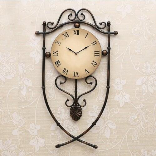 American Clock The living room retro big clock Iron wall clock circular silent clock European style personality wall hanging