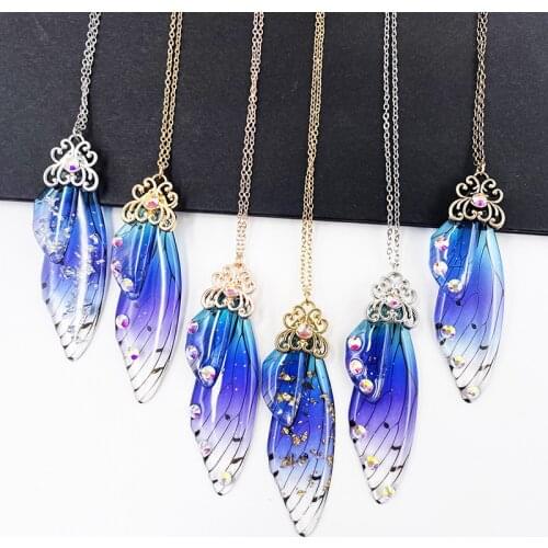 Handmade Fairy Grandient Resin Butterfly Necklaces for Women Girls Clear Gold Color Metal Shiny Rhinestones Chokers Necklace