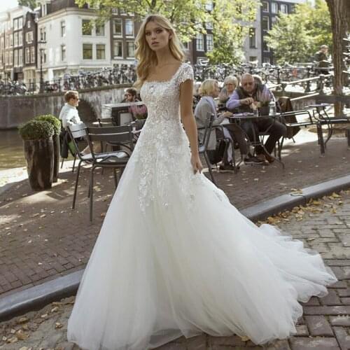 Fashion Square Wedding Dress 2021 Short Sleeves Applique A Line White/ Ivory Tulle Bridal Gown Wedding Dresses Plus Size