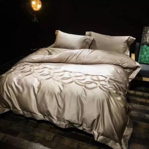 Luxury 100S Egyptian Cotton Solid Embroidery Royal Bedding Set King Queen Wedding Bed Sheet Cover set Duvet Cover 4pcs golden