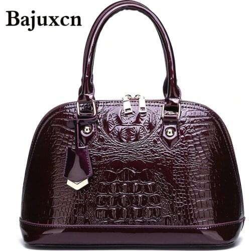 Womens bag luxury high quality patent leather fashion crocodile pattern OL handbag 2021 new simple shoulder Messenger bag
