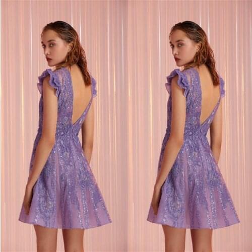 Elegant Lace Evening Dresses Sexy V Neck Sleeveless Appliques Lace Prom Gowns 2020 Sexy Backless Sweep Train Party Dress