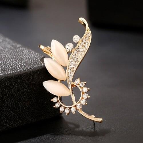 ZLDYOU Charm Women Jewelry Drip Opal Leaf Ear Cuff Fashion Round Full Crystal Earcuff Women Gifts Leaf Shaped Clip Earrings