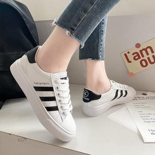 White Sneakers Women PU Leather Brand Shoes Comfort Running Shoes Lightweight Lace Up Women Sneakers Homens Sapatos Vulcanize