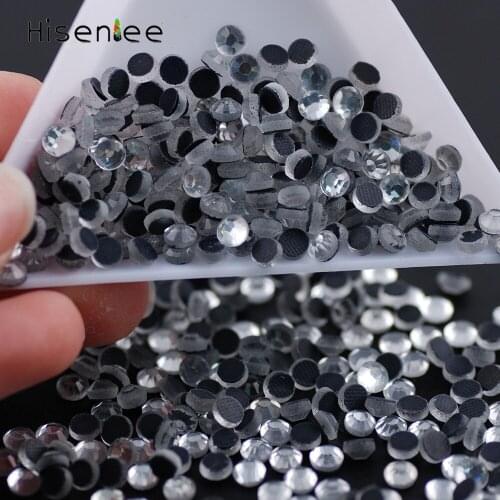 DMC 3D Fashion Flat Round Semi-Circular Glass Hot Fix DIY Rhinestone Popular Mobile Phone/Nail/Clothing Handmade Accessories