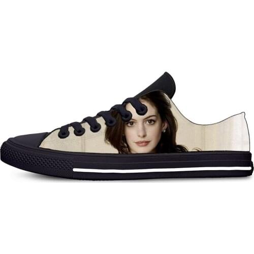 Hot Cool Fashion Low Top Lightweight Sneakers Breathable Classic Canvas Shoes Man Woman Anne Hathaway High Quality Board Shoes