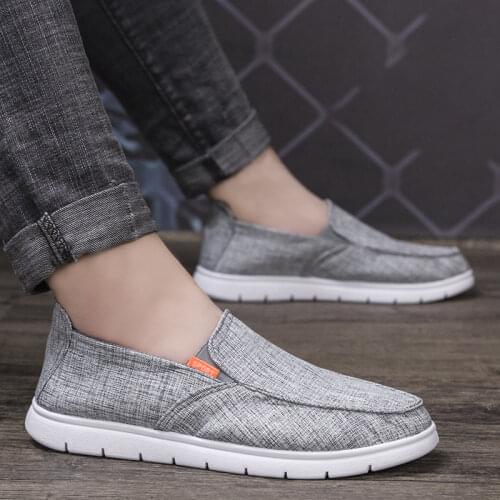 Mens shoes 2021 spring and autumn new comfortable casual canvas shoes mens pedal lazy shoes casual shoes mens breathable