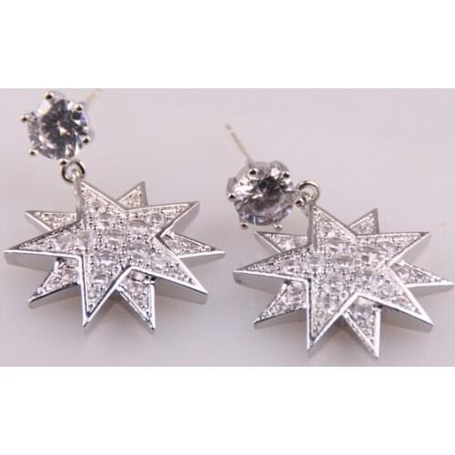 MOODPC Fashion Stud Earrings Clear CZ Floral Motif D Earrings for Women Jewelry