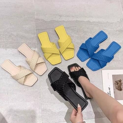 2021 Women Leather Slides Designer Flat Mules Female Weave Luxury Brand Yellow Blue Slippers Square Toe Sandals Big Size Shoes