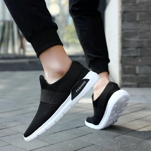 Zapatos De Hombre 2020 New Arrival Man Running Shoes Big Size 47 Mesh Sport Shoes Slip on Shoes Light Soft Walking Sneakers Man