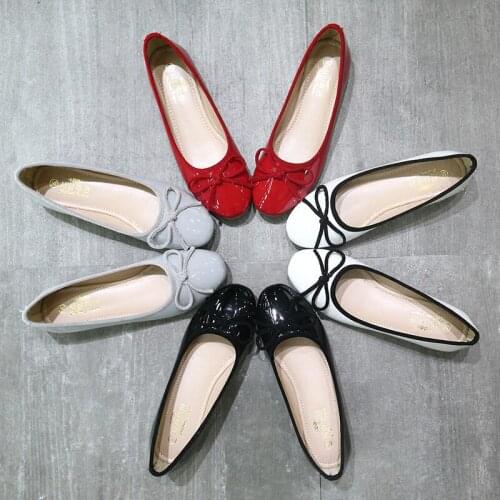 Sweet bow-knot round toe women shoes shine japanned leather shallow ballet flats casual shallow slip on loafers single moccasins