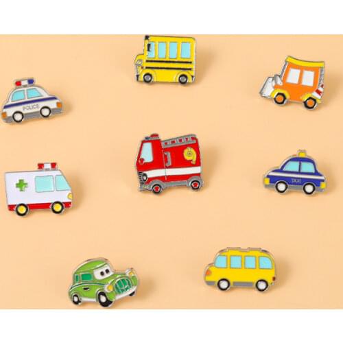 Cute Underwater World Fish Seahorse Brooch for Women Broche Badge Pins Metal Collar Brooches for Men Pines Metalicos Jewelry