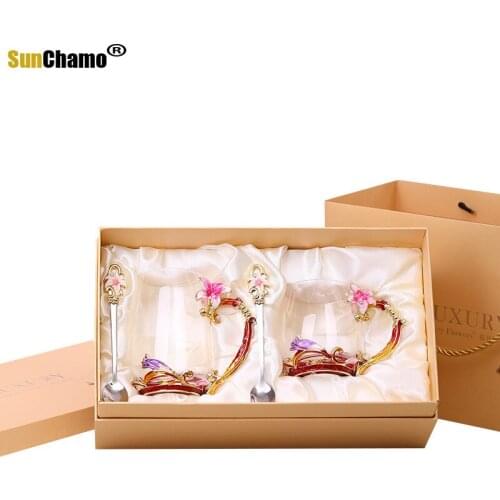 Creative Enamel Glass Cup Pink Lily Flower Coffee Cups Handgrip Style Tea Lovers Heat-resistant Water Cup Glasses Drinkware