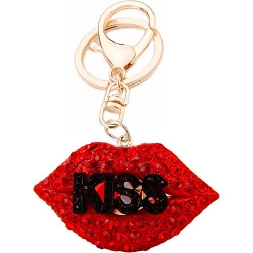 High Quality Charm Crystal Sexy KISS Lips Pendant Keychain Keyring Women Bag Keyfobs Key Finder Creative Jewelry Gift R102