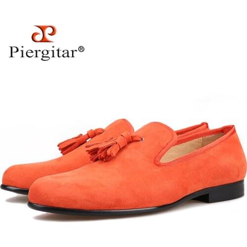 Piergitar new arrival handmade cow suede men tassel shoes party and wedding mens smoking slippers plus size men loafers