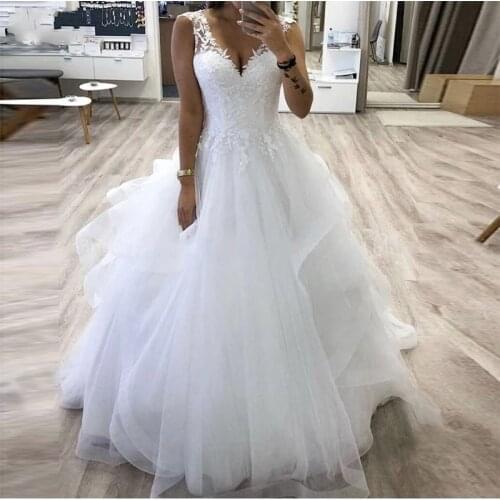 Charming V-Neck Ball Gown Wedding Dresses 2021 Vestido De Noiva Fashion Appliques Ruffles Formal Wedding Bride Dresses Lace-up