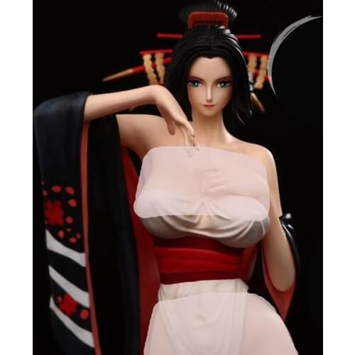 Young Lady Robin GK Limited Edition Statue Hand-Made Model Spot