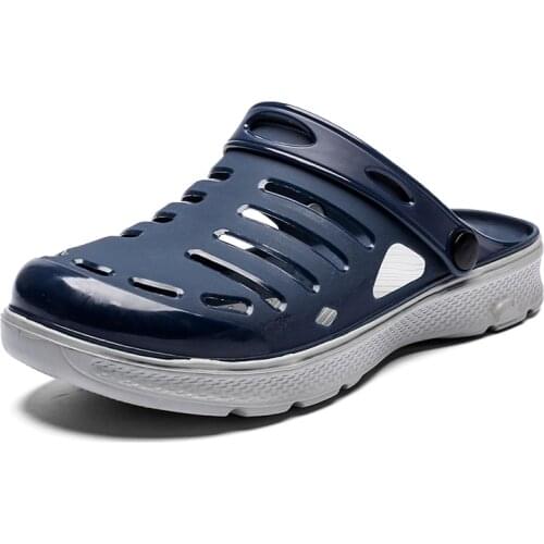 High quality Sandals Men Crocks Summer Hole Shoes Rubber Clogs Garden Shoes High Heels Crocse Beach Flat Slipper Non-slip shoes